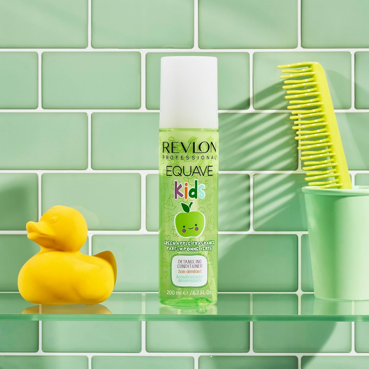 Revlon Equave Kids Manzana 200ml - Imagen 3